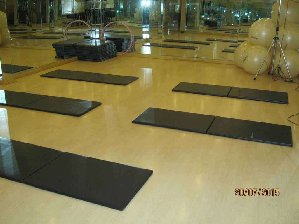 Kyo-Un Hotel Saraburi Bagian luar foto