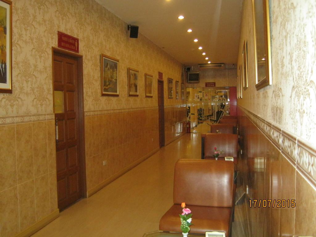 Kyo-Un Hotel Saraburi Bagian luar foto