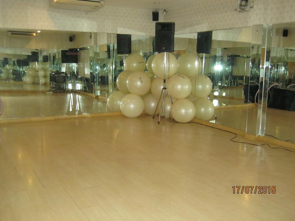 Kyo-Un Hotel Saraburi Bagian luar foto