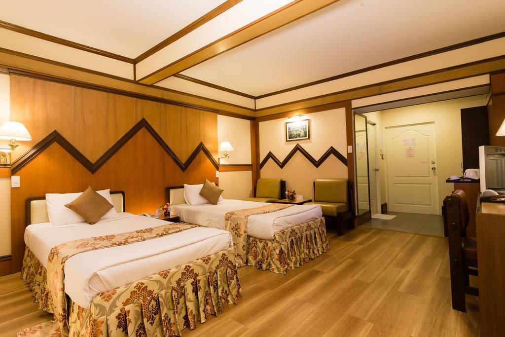 Kyo-Un Hotel Saraburi Ruang foto