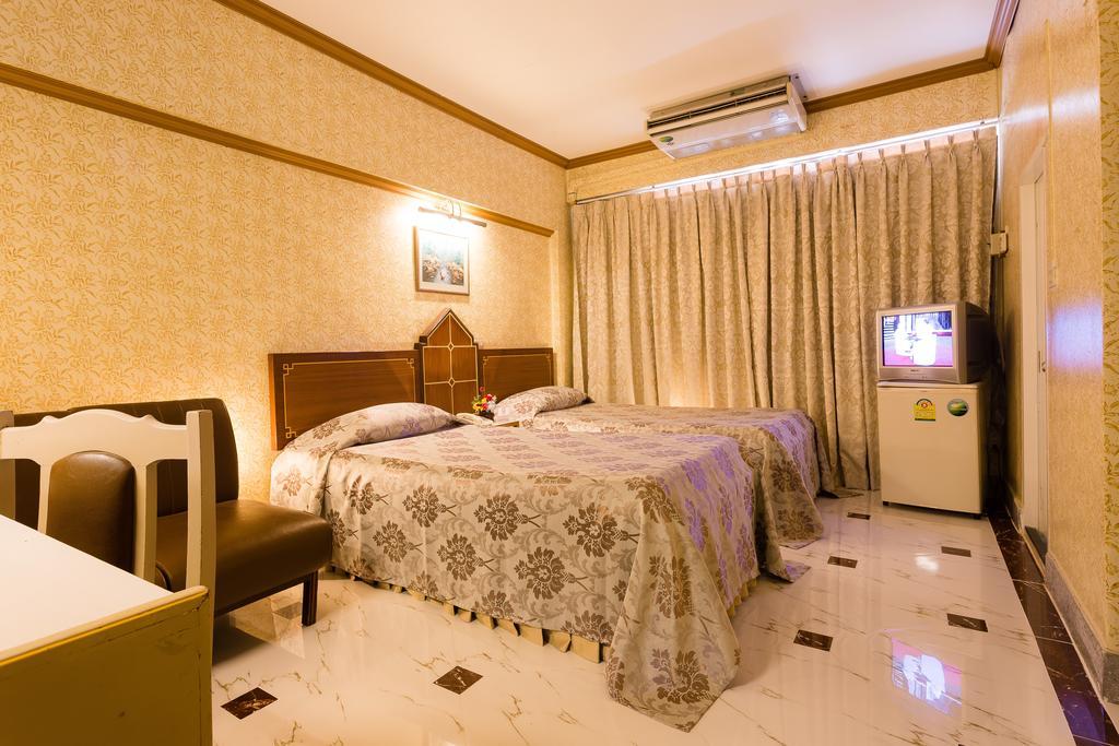 Kyo-Un Hotel Saraburi Ruang foto