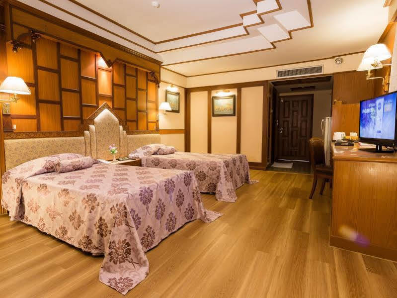 Kyo-Un Hotel Saraburi Bagian luar foto