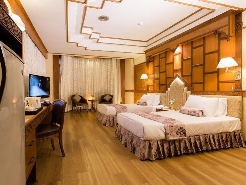 Kyo-Un Hotel Saraburi Bagian luar foto